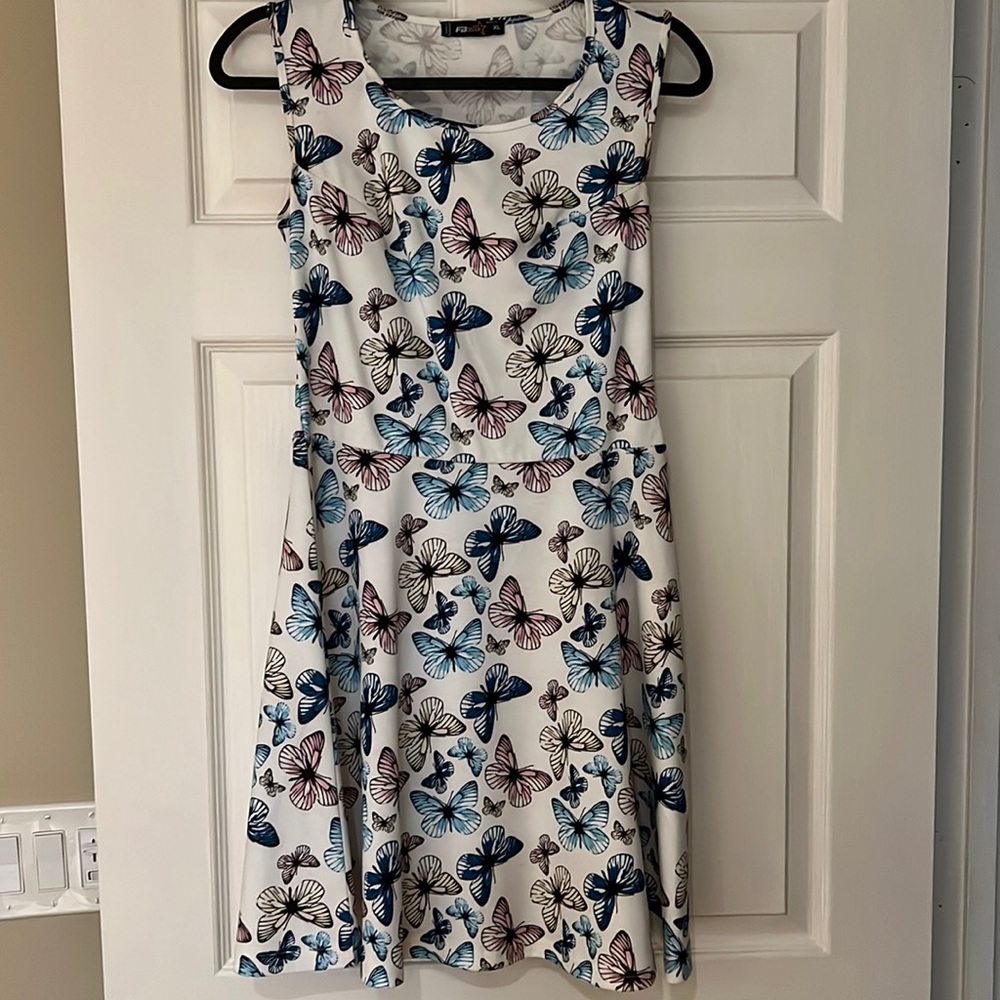 FBSister- XL- Butterfly
